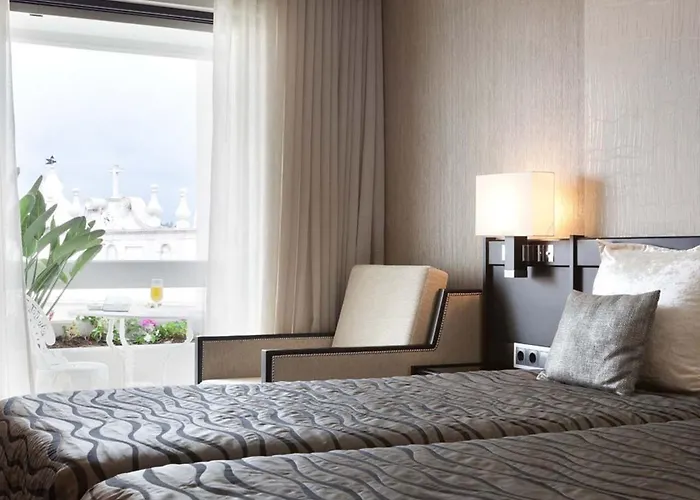 Hotel Cardal Pombal (Leiria)